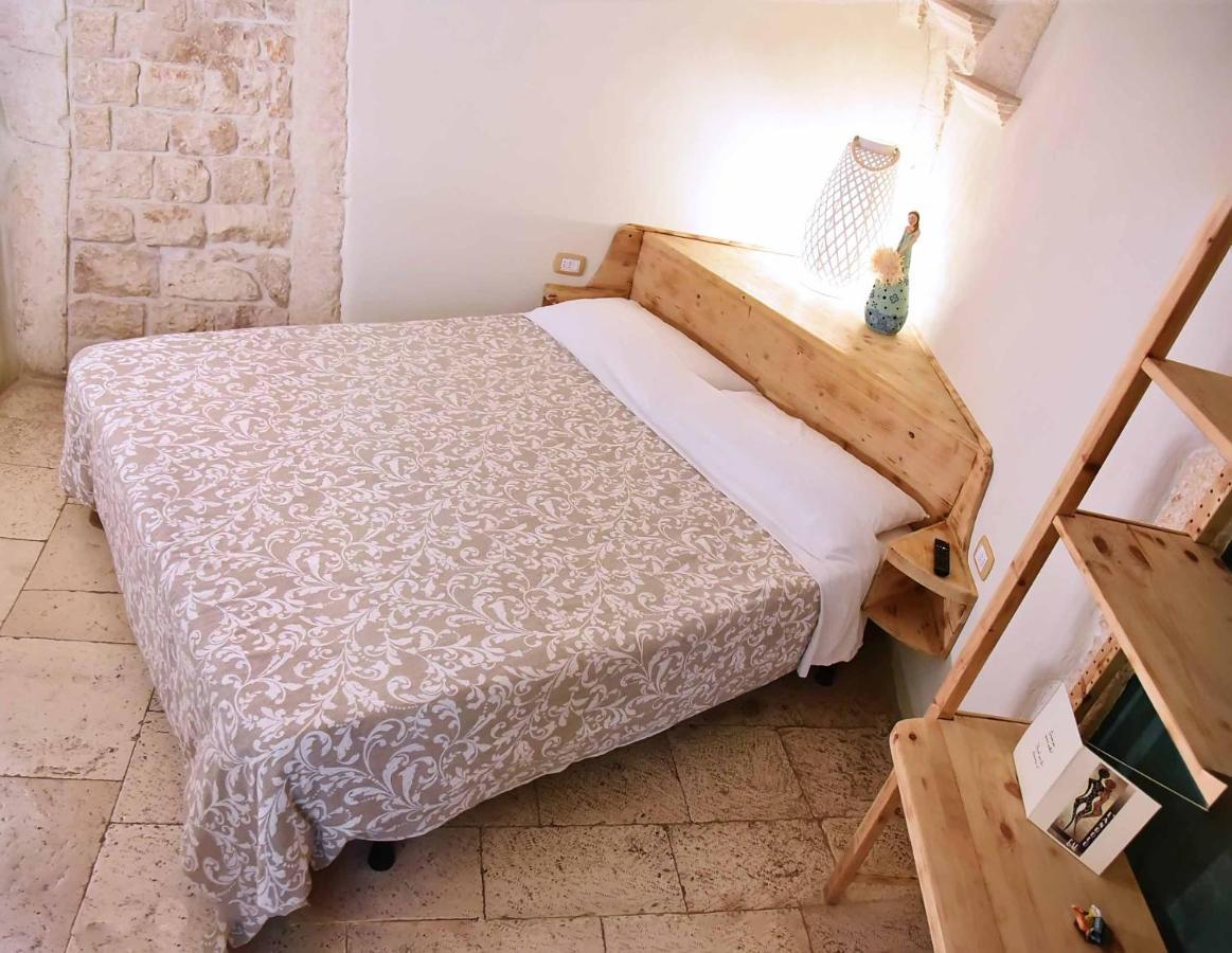 L'Angolo Di Gaudi, Alcoba Blanca Путиньяно Экстерьер фото